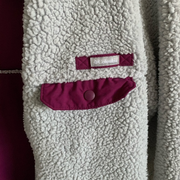 Columbia furry jacket. Like new! - Picture 3 of 5